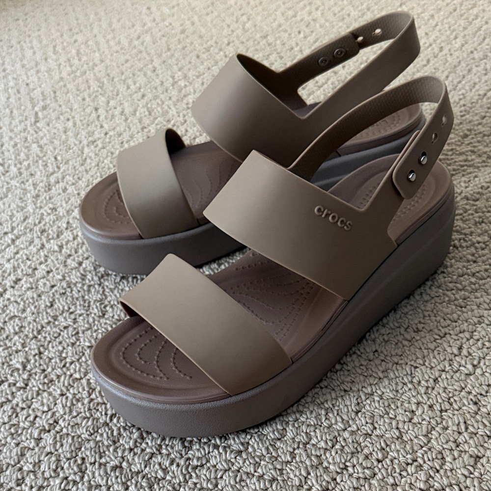 CROCS Women's Brown Platform Sandals